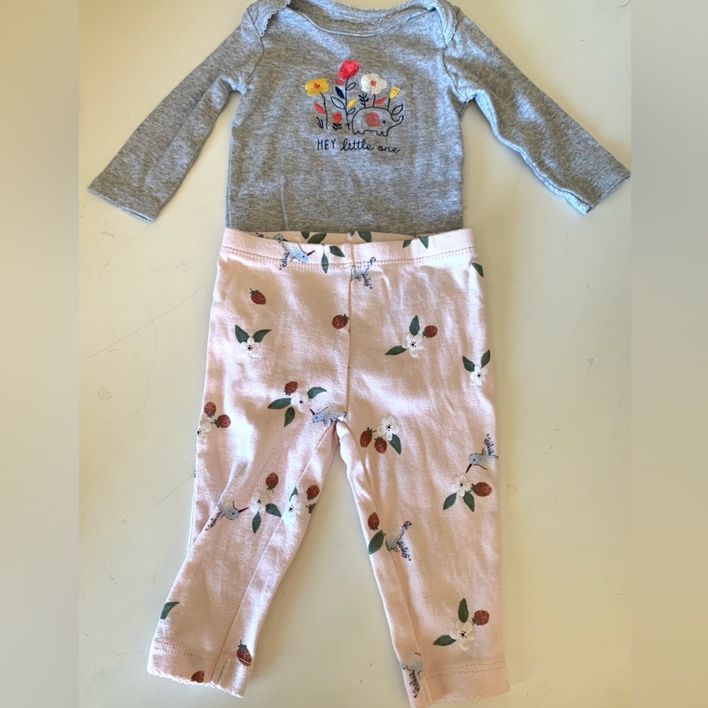 Carter’s Infant Girl Onesie & Leggings
